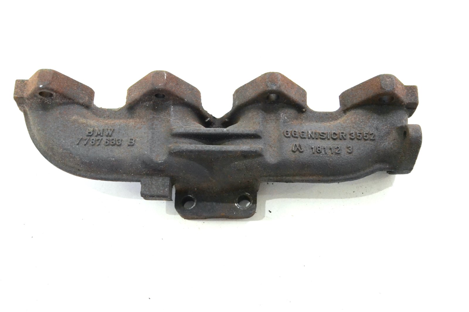7787633 7790219 Колектор bmw E83 X3 (m47)