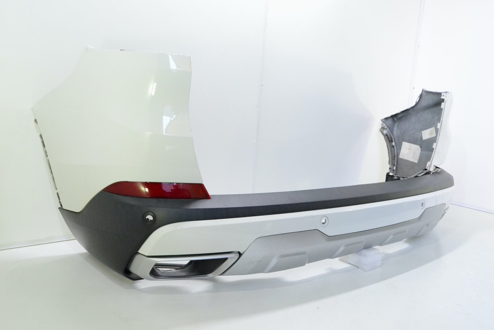 7440895 7425472 Бампер задній bmw G05 A300 USA