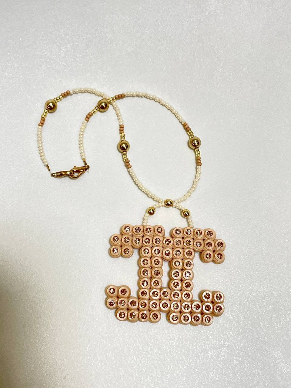 Підвіска в авто ( Chanel )