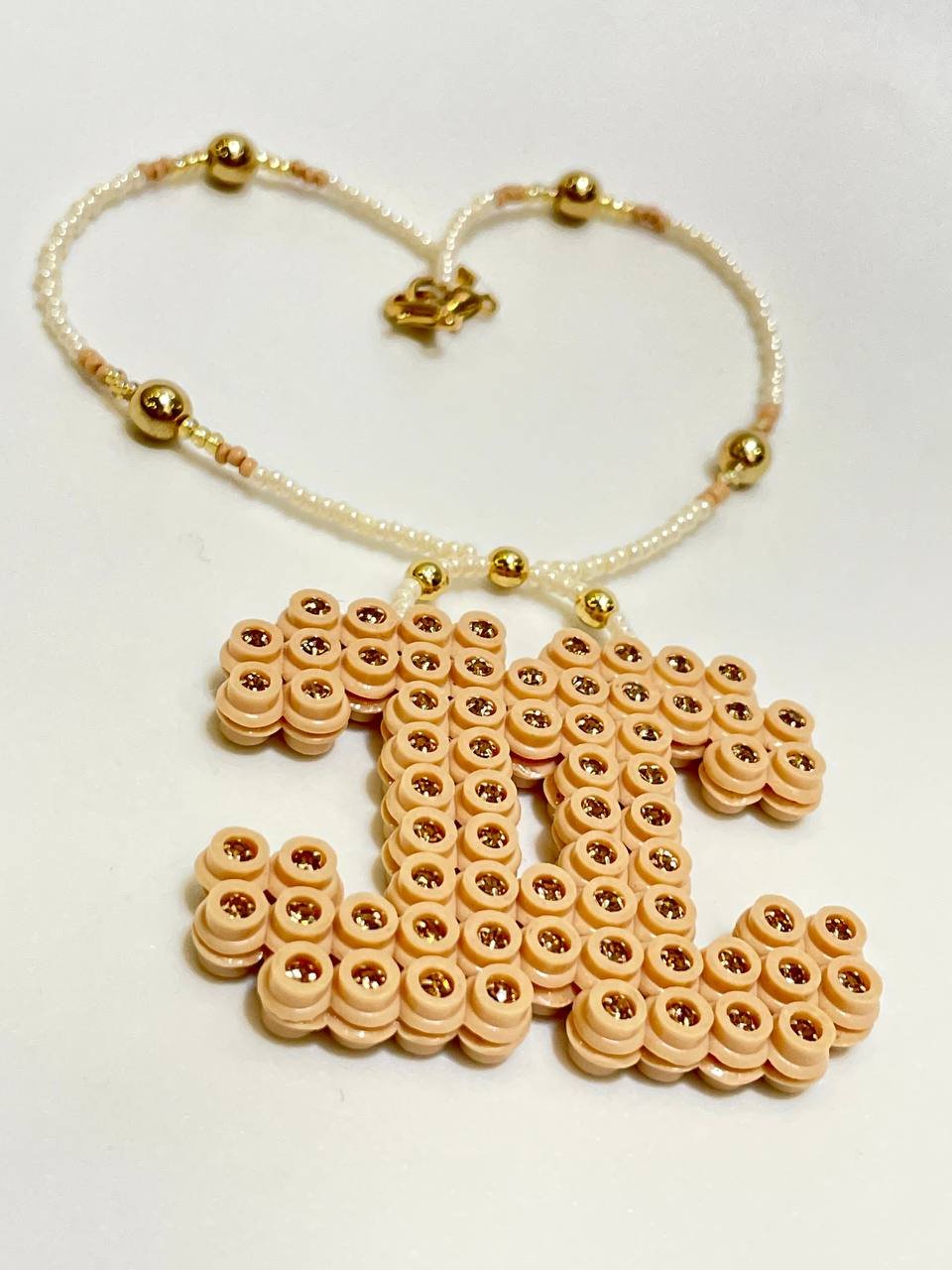 Підвіска в авто ( Chanel )