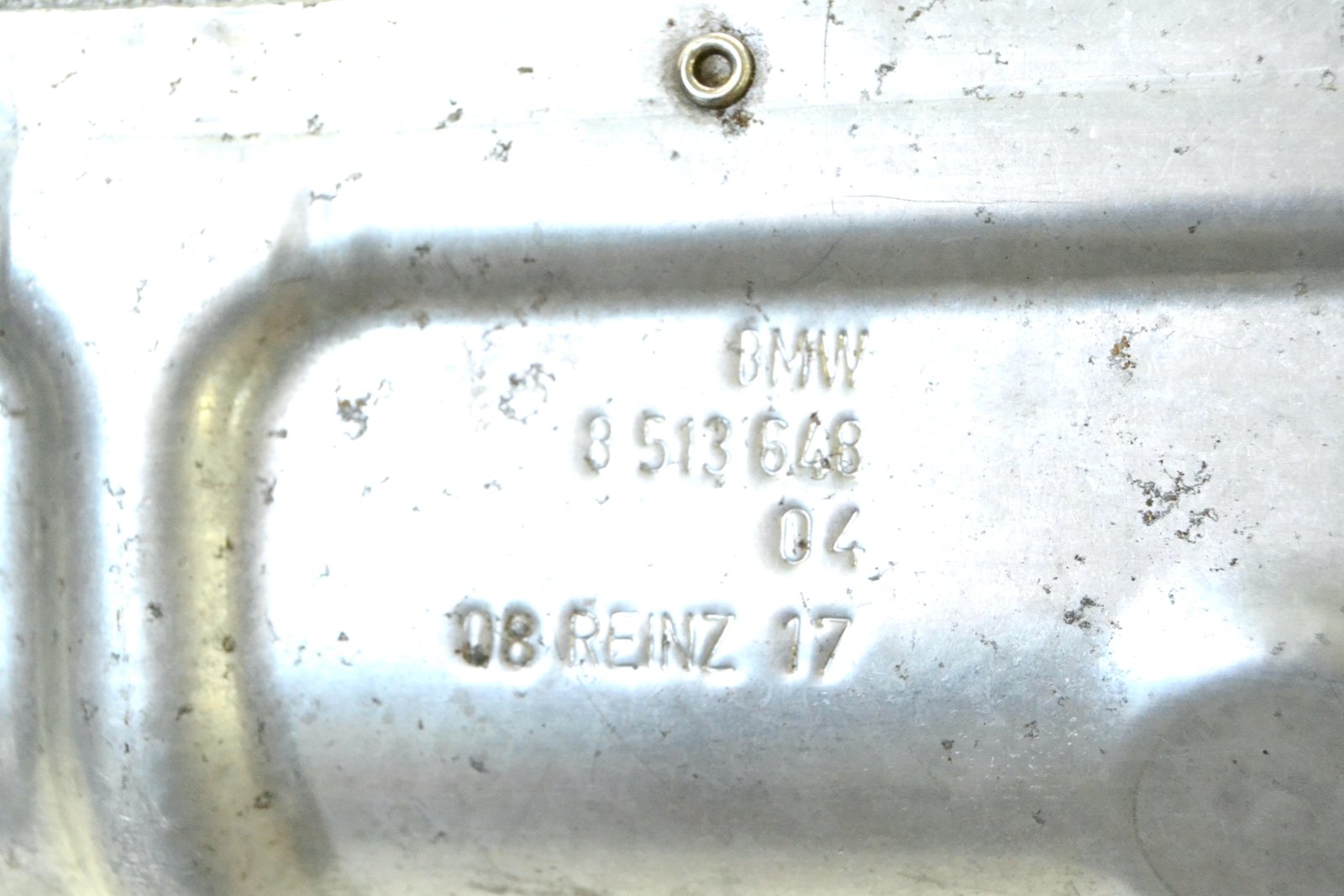 8513648 bmw G01 G02 G30 b47