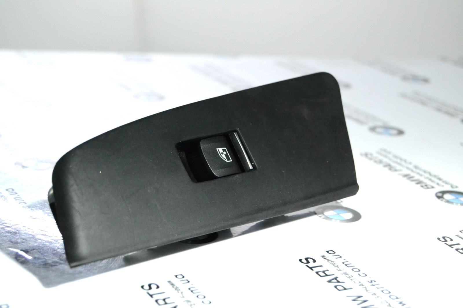 9327031 bmw F90 F91 F92 F97 F98 G01 G02 G05 G06 G15