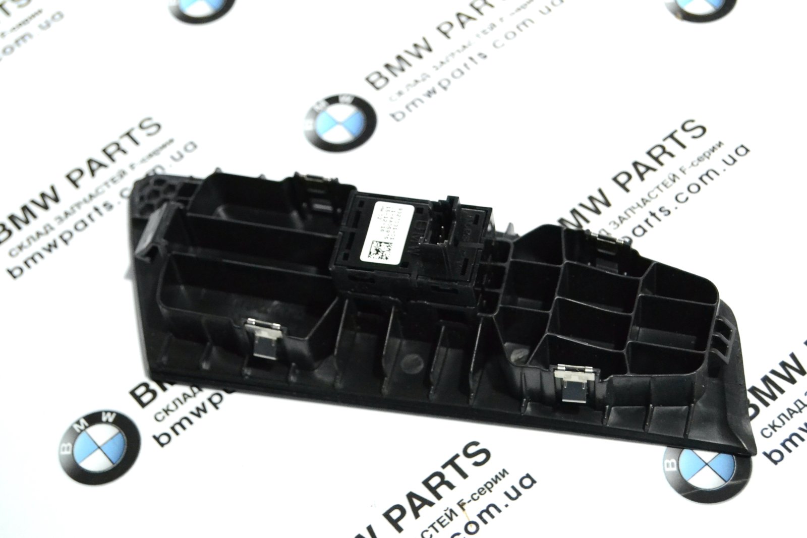 9327031 bmw F90 F91 F92 F97 F98 G01 G02 G05 G06 G15
