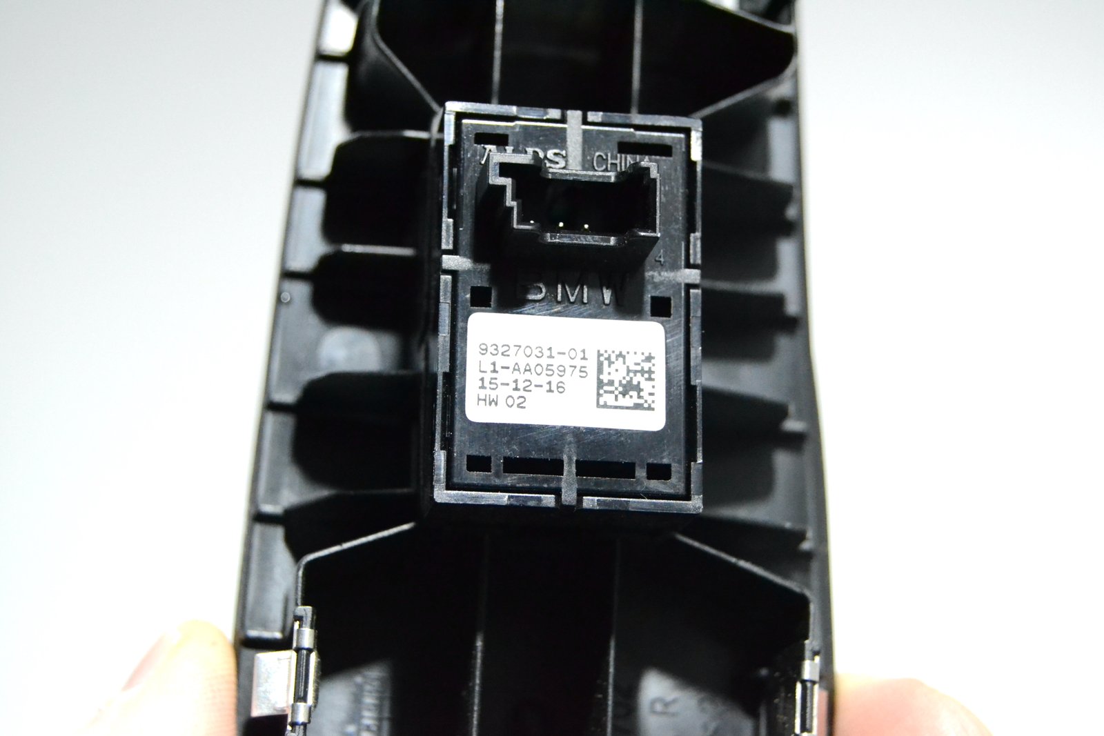 9327031 bmw F90 F91 F92 F97 F98 G01 G02 G05 G06 G15