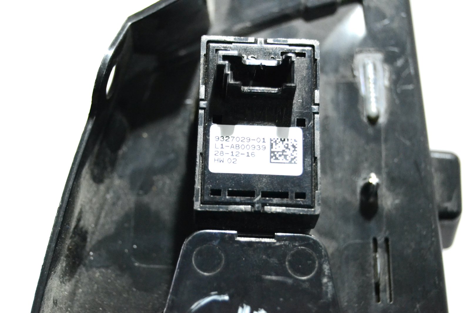 6832729 9327029 bmw G01 G02 G11 G12 G16 G07 G20