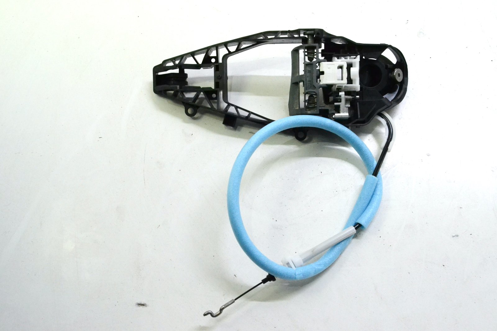 7401204 bmw G05 G32