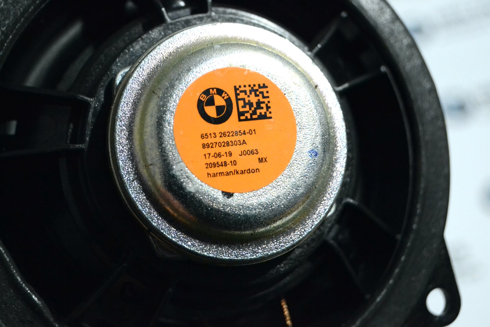 2622854 7028303 bmw G20 G05 (harman-kardon)