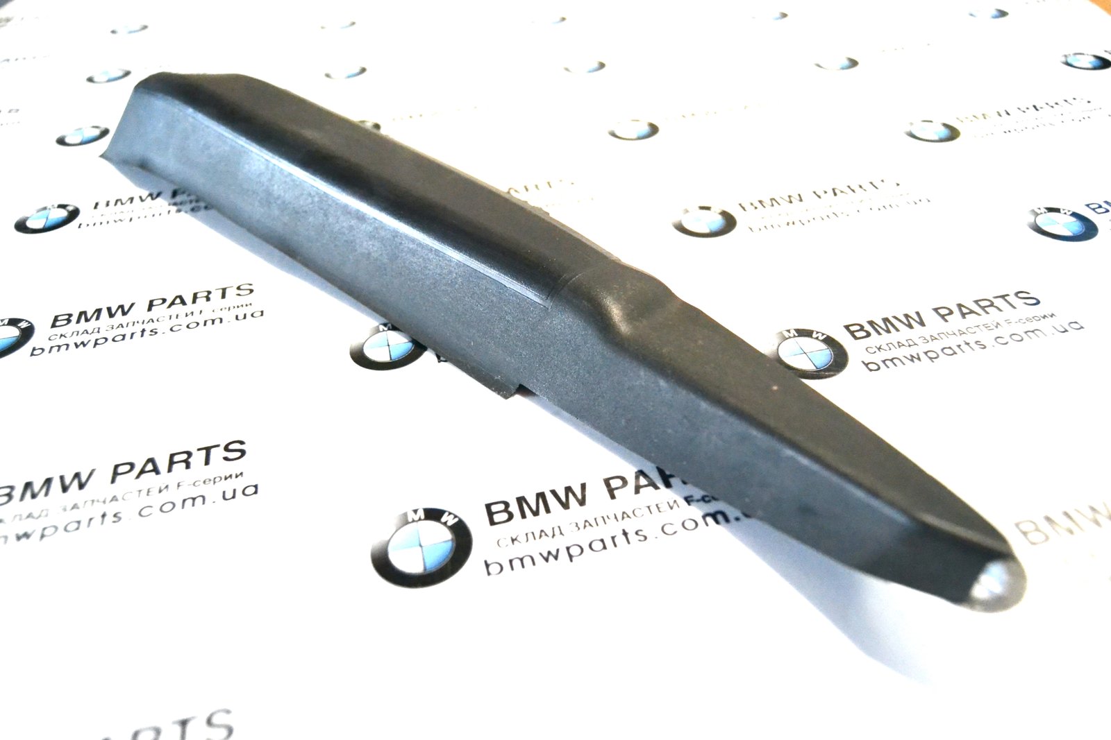 4881398 bmw F01 F02 F04 R