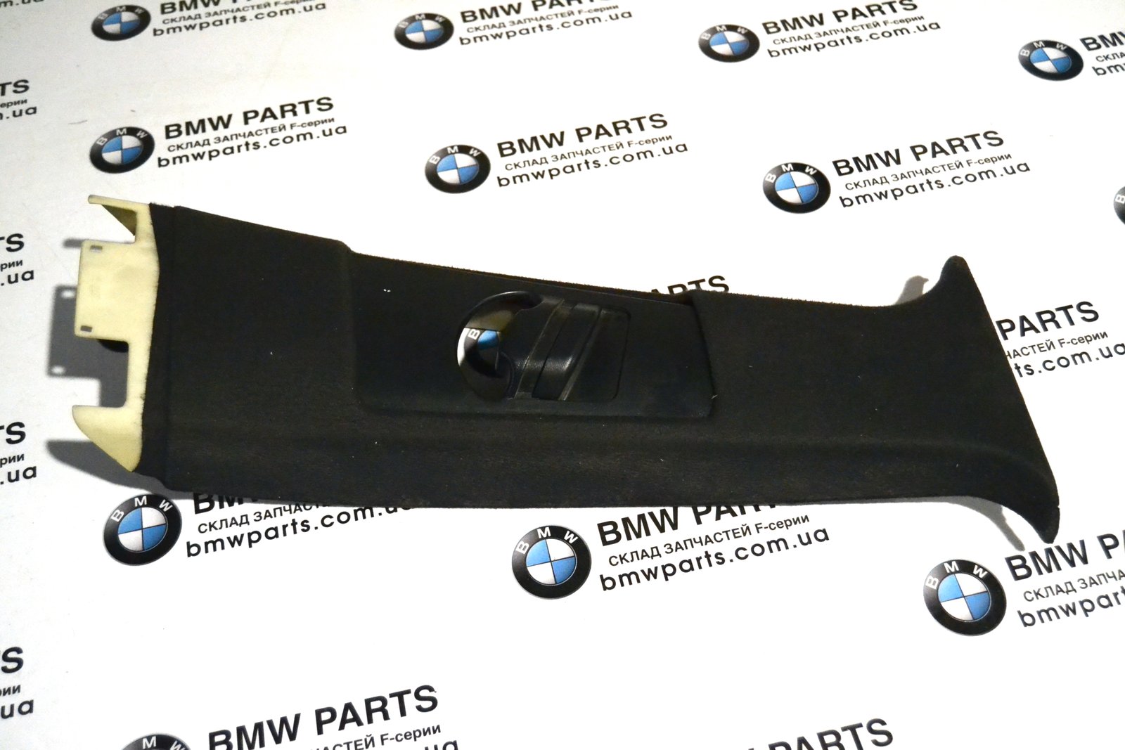 8203872 bmw E53