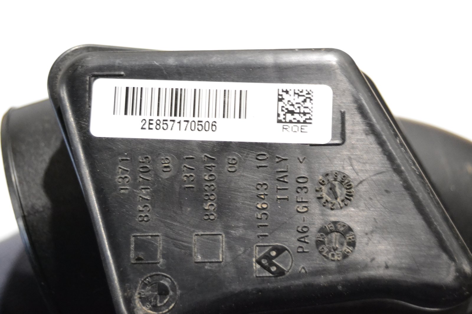 8571705 bmw G05 G06 G07 G31 G01 G11 G12 G30 G32 