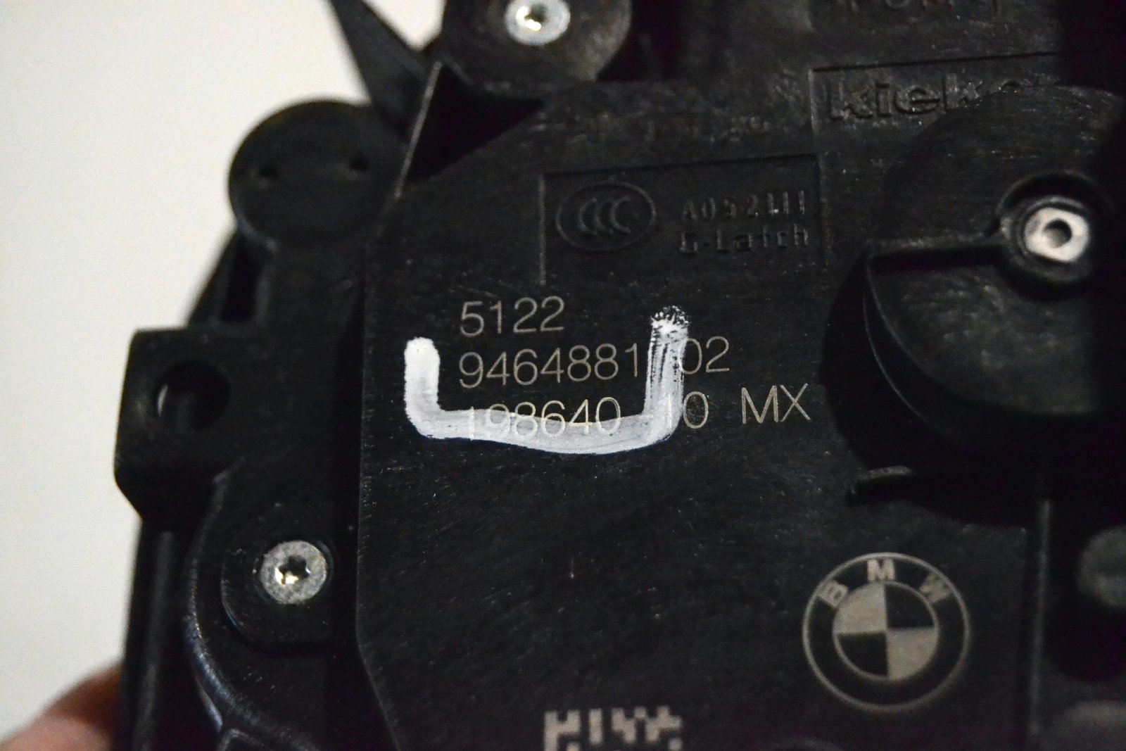 9464881 bmw G05 G06 G07 зл