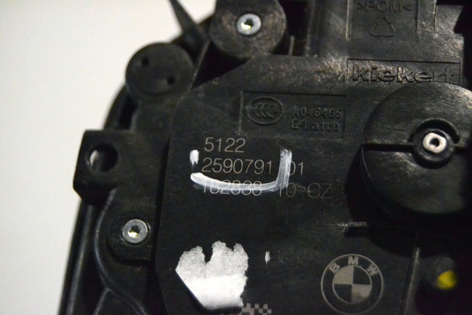 2590791 bmw G30 G31 G32