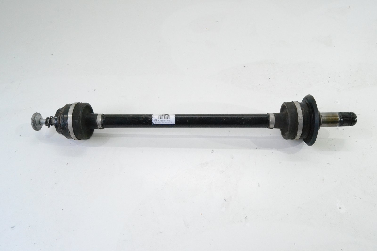 8686241 bmw Задня піввість bmw G30 b48 2wd Hybrid  